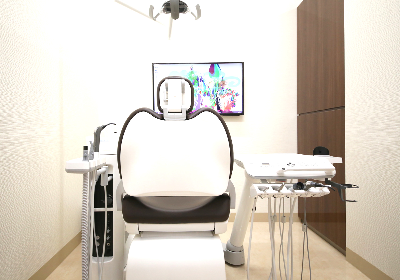 勝どきザ・タワー歯科の完全個室の診療室